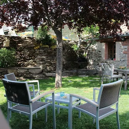 Feriehus Casa Rural Dona Catalina *