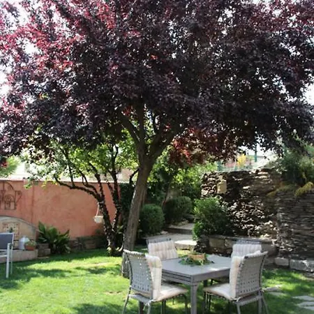 Casa Rural Dona Catalina Feriehus *